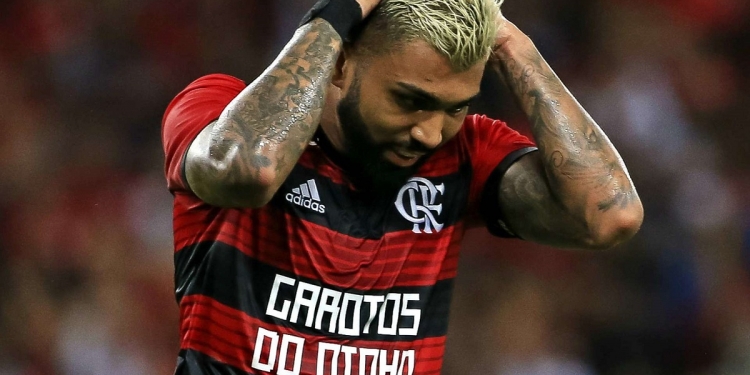 Dias contados no Flamengo? Gabigol anuncia que vai investir na carreira musical