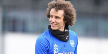 Flamengo intensifica conversas com David Luiz após Benfica desistir da contratação: ‘Negociações estão avançando’