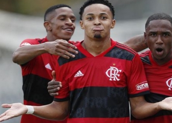 Freguesia em dia: Flamengo bate o Fluminense de virada no Brasileirão Sub-20 e segue vivo na briga pelo título