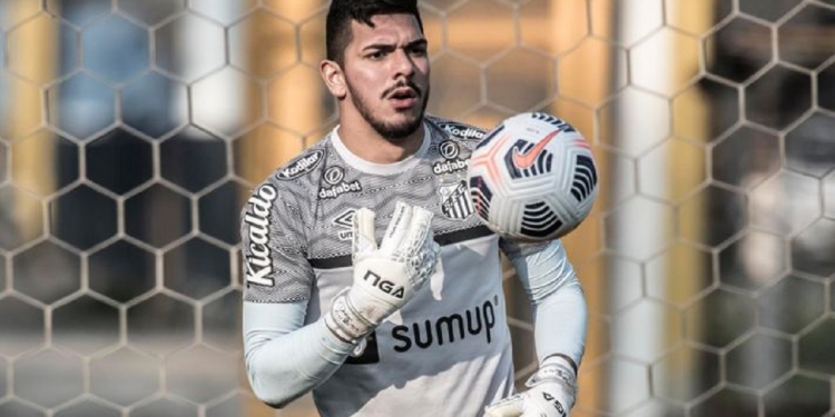 Flamengo abre o bolso para contratar goleiro e já tem candidato forte para a lista
