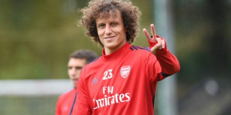 Inscrições para as competições europeias se aproximam do fim, e, sem acordo, David Luiz fica mais próximo do Flamengo