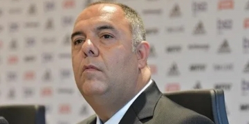 Chega ao fim a novela entre Flamengo e Rafinha Alcântara pela contratação junto ao PSG; jogador é sonho de Marcos Braz