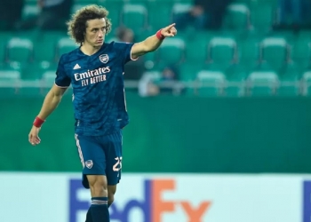 Clube da Itália que contratou Ribéry quer David Luiz, diz imprensa europeia; zagueiro deve permanecer no Velho Continente
