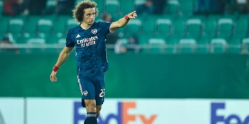 Clube da Itália que contratou Ribéry quer David Luiz, diz imprensa europeia; zagueiro deve permanecer no Velho Continente