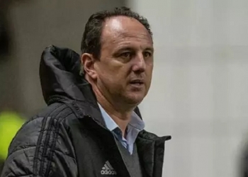 Rogério Ceni está próximo de ser contratado por rival do Flamengo