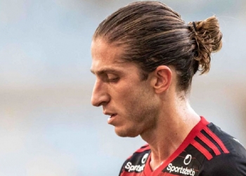 Exames confirmam notícia que a torcida não queria: Filipe Luís está diagnosticado com lesão e vira desfalque ao Flamengo