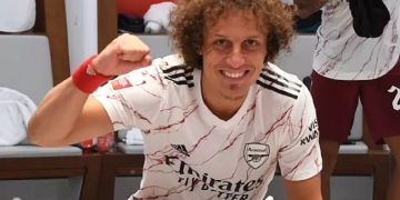 Nação Rubro-Negra fica eufórica nas redes sociais após anúncio da contratação de David Luiz