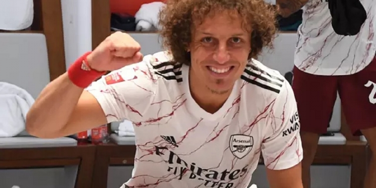 Nação Rubro-Negra fica eufórica nas redes sociais após anúncio da contratação de David Luiz