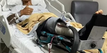 Volante do Flamengo sofre gravíssima lesão e passa por cirurgia: ‘Estou aqui escrevendo isso com um nó na garganta’