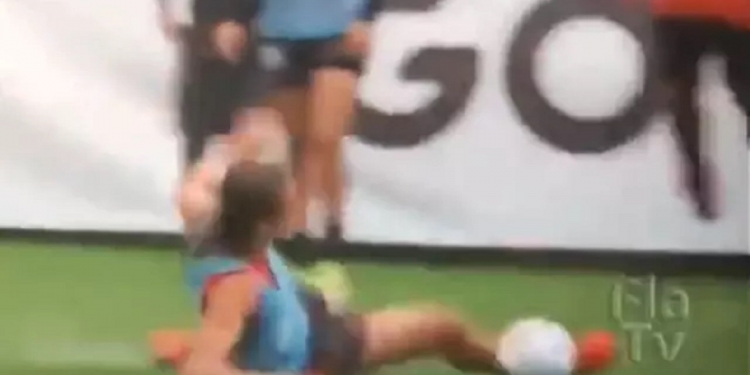 David Luiz surpreende com agilidade durante treinamento do Flamengo e empolga a Nação Rubro-Negra