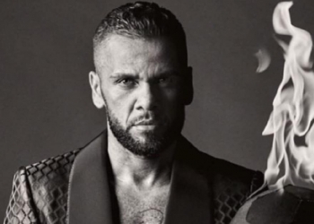 Fechou com o Flamengo? Daniel Alves decide o futuro de sua carreira para a temporada de 2021 e faz anúncio aos torcedores
