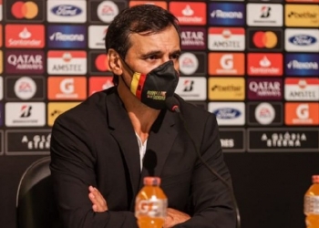 Técnico do Barcelona-EQU explica qual será a ‘estratégia’ para reverter a vitória do Flamengo no confronto de volta das semifinais da Libertadores