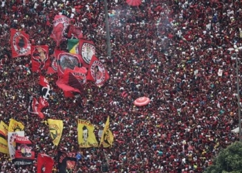 Pesquisa DATATEMPO mostra que número de torcedores do Flamengo aumentou e vantagem diante do Corinthians é ainda maior