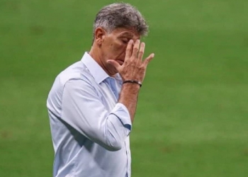 Meio-campista fica esquecido no Flamengo após investimento de R$ 26 milhões; jogador pode ser negociado