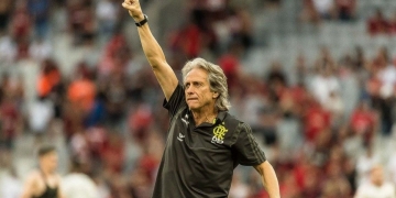 Jorge Jesus afirma que o Flamengo tem condições de disputar a Champions League em pé de igualdade com clubes europeus