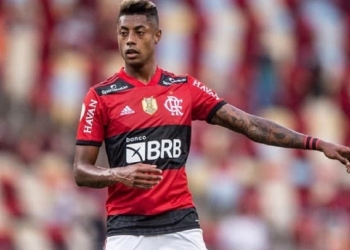 Renato Gaúcho precisou justificar substituição de Bruno Henrique e falou sobre possíveis lesões