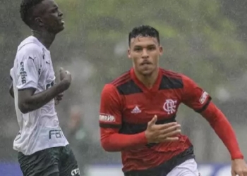 Chocolate Rubro-Negro: garotos do Ninho goleiam o Palmeiras por 7 a 3 e encaminham Flamengo na final da Copa do Brasil Sub-17