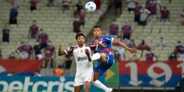 Michael e Vitinho são detonados por torcedores nas redes sociais após partida contra o Fortaleza pelo Brasileirão