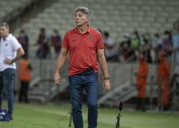 Com convocados, lesionados e suspensos, Flamengo deve entrar em campo com apenas 4 titulares pelo Brasileirão