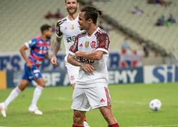 Michael ultrapassa Arrascaeta no Flamengo e se torna um dos jogadores mais importantes de Renato Gaúcho