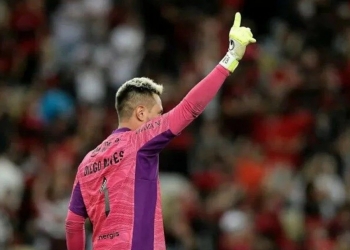 Dois titulares se recuperam a tempo e devem reforçar o sistema defensivo do Flamengo de Renato Gaúcho contra o Juventude