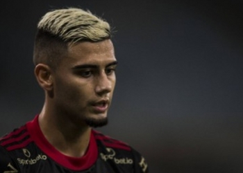 Fenômeno Andreas Pereira: jogador brilha dentro e fora de campo com marketing para o Mengão