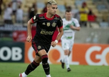 Termina o julgamento de Flamengo e Andreas Pereira no STJD; resultado da sentença é divulgado