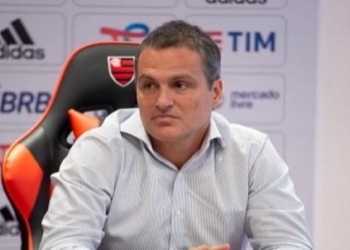 Defensor emprestado pelo Flamengo encanta no exterior e dificilmente retornará ao clube