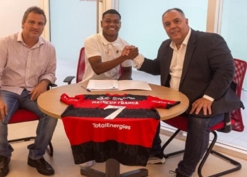 Flamengo renova com joia da base que recebeu destaque na imprensa europeia