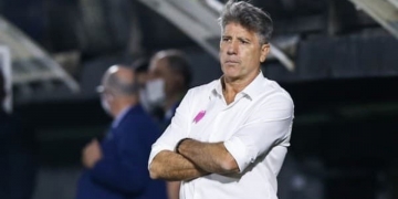 ‘O Flamengo não pode renovar com esse bosta’: Renato Portaluppi é massacrado após empate do Flamengo contra o Cuiabá