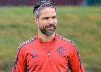 Diego não tem medo de mandar recado para a torcida do Flamengo antes de partida decisiva
