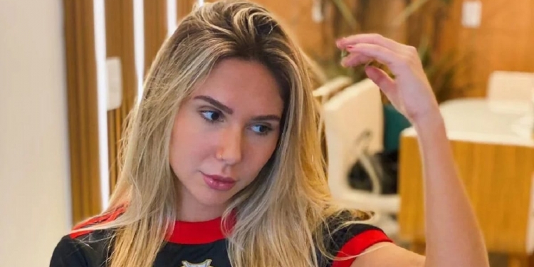 Carol Portaluppi compra briga com torcedores do Flamengo após críticas contra Renato Gaúcho