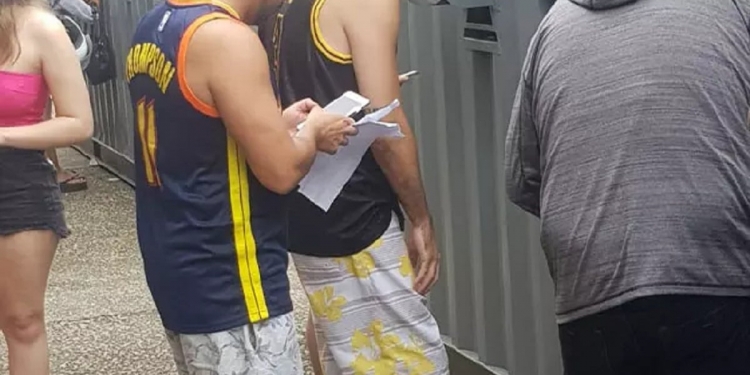 Vai dar treta? Torcedores do Atlético-MG compram ingressos destinados ao setor da torcida do Flamengo no Maracanã