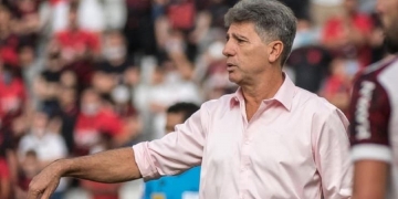 Renato não critica jogadores do Flamengo após empate e elogia equipe do Athletico-PR
