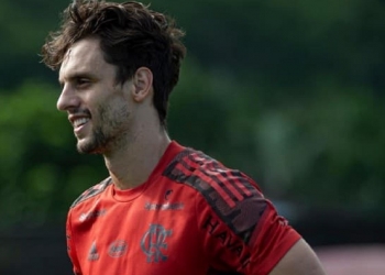 Renato pode convocar dupla ideal no Flamengo em partida contra o Atlético-GO