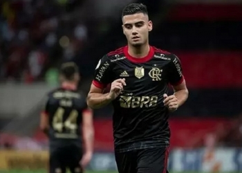 Dor de cabeça para Renato Gaúcho: Andreas Pereira vira desfalque para o Flamengo no Brasileirão