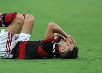 Michael relata insônia depois de marcar dois gols na vitória contra o Atlético-GO por conta da morte de Marília Mendonça