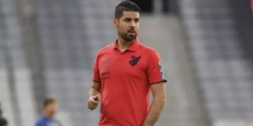 Técnico português diz que Flamengo não tem o melhor elenco do Brasil e elege Palmeiras como favorito à Libertadores