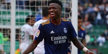 Manchester United prepara bolada para tirar Vinícius Júnior do Real Madrid e Flamengo pode faturar milhões