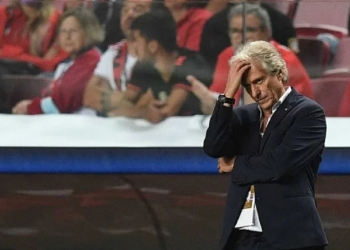 Imprensa de Portugal diz que Benfica prepara ‘adeus’ a Jorge Jesus; novo técnico teria sido escolhido