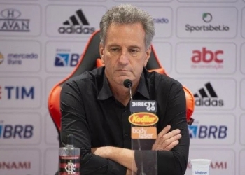 Renovação de Flamengo com jogador de Renato Gaúcho depende da conquista da Libertadores, diz jornal