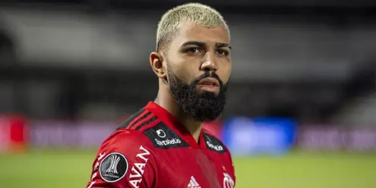 Gabi vira desfalque para o Flamengo e obriga Renato Portaluppi a alterar a escalação titular