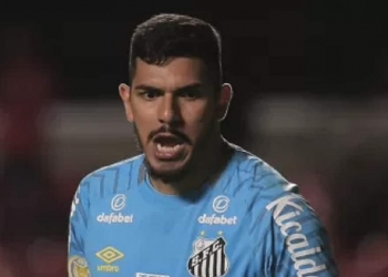 Presidente do Santos fala sobre a venda do goleiro João Paulo ao Flamengo