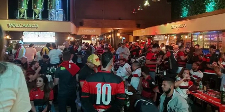 Torcedor do Flamengo é baleado em Montevidéu após derrota para o Palmeiras na Libertadores