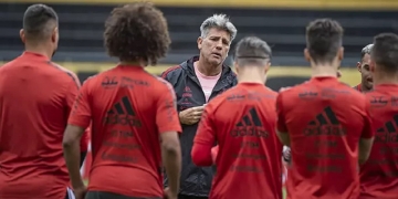 ‘Foi um prazer trabalhar com vocês’: Renato Gaúcho usa tom de despedida e aumenta rumores de saída do Flamengo