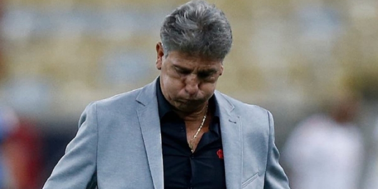 Caiu! Renato Gaúcho é demitido pelo Flamengo após derrota na Libertadores e deixa o clube pela porta dos fundos