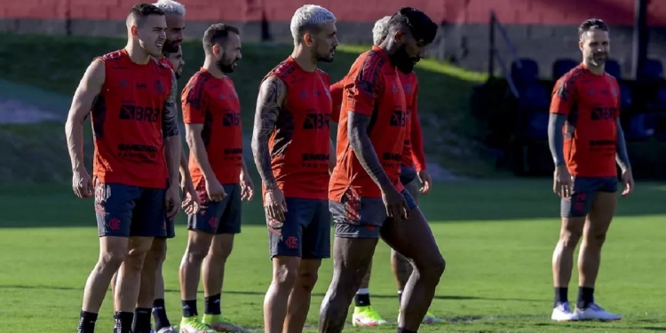 Flamengo define quem será o primeiro a sair após derrota na Libertadores e já monta elenco para 2022
