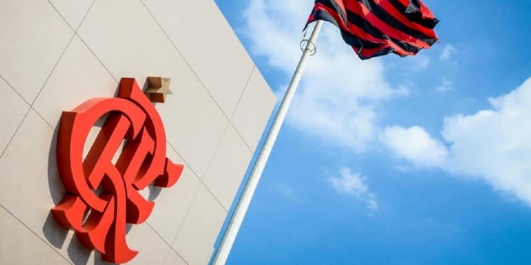Flamengo separa bolada multimilionária para contratar ‘técnico de ponta’ badalado no mercado internacional