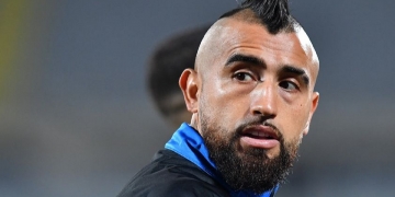 Maurício Isla ‘crava’ chegada de Arturo Vidal ao Flamengo