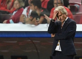 Jorge Jesus pode ser demitido ainda em dezembro; torcida faz coro pela saída e pressão é quase insustentável